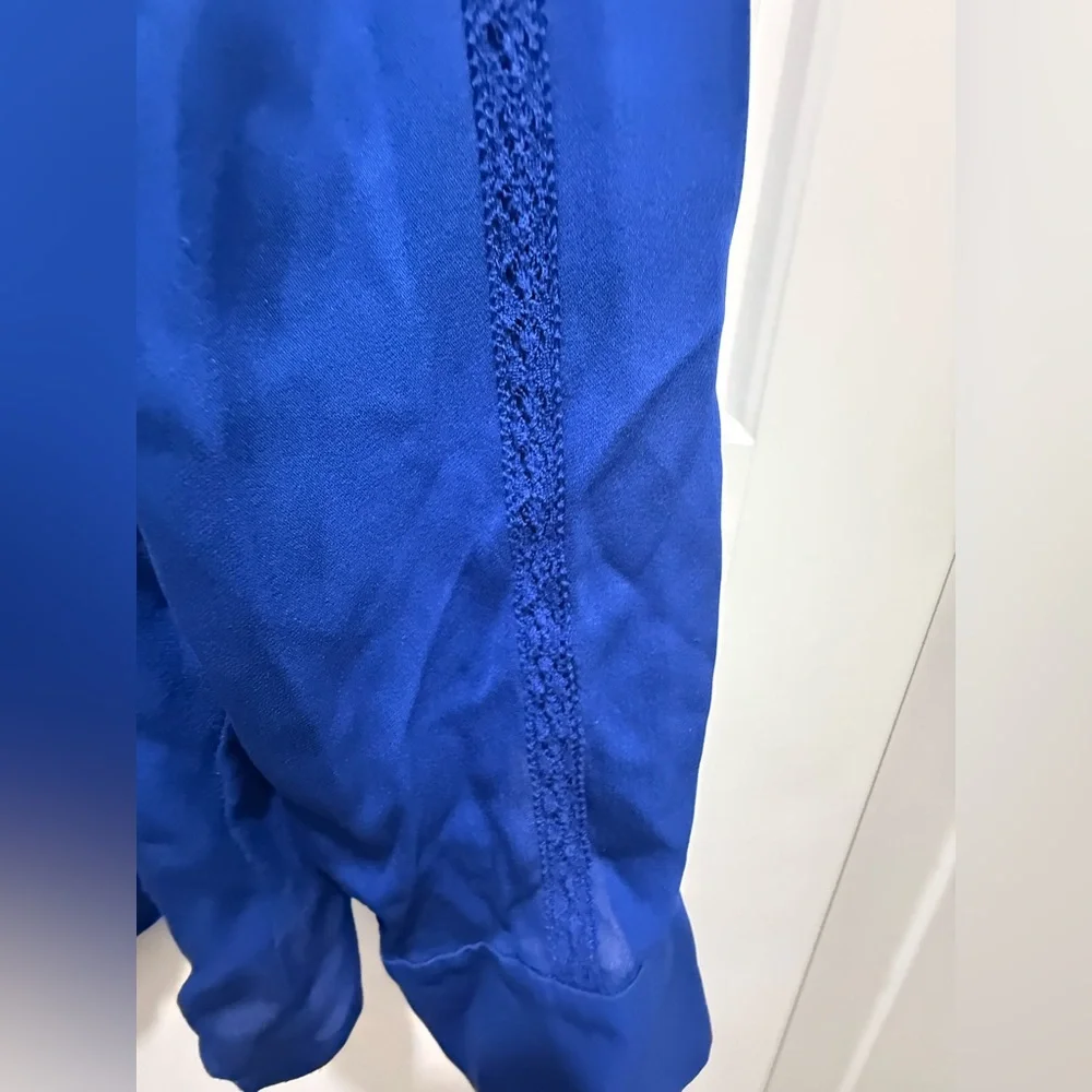 J.Crew. Lace Pleat Front Button Back Blouse. 100% Silk. Cobalt Blue. Size 2.